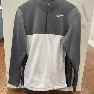 Nike 1/4 zip golf pull over
